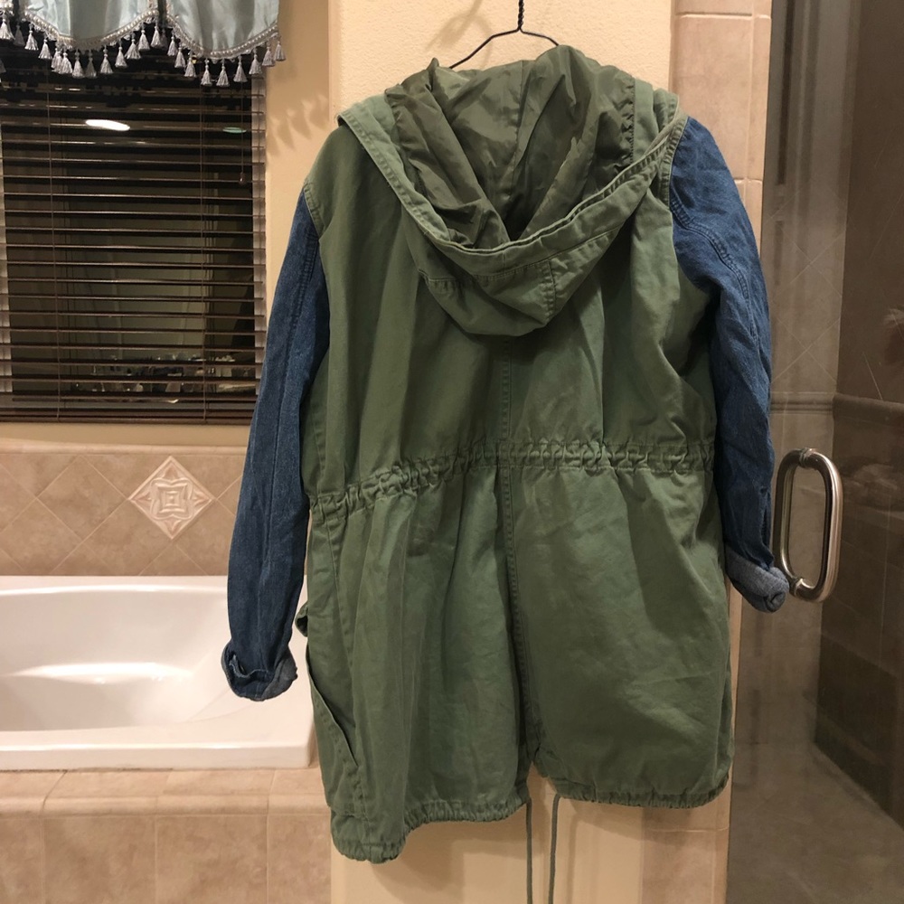 Jean/army green long coat 💚💚